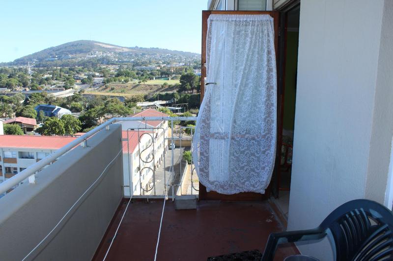 2 Bedroom Property for Sale in Oostersee Western Cape